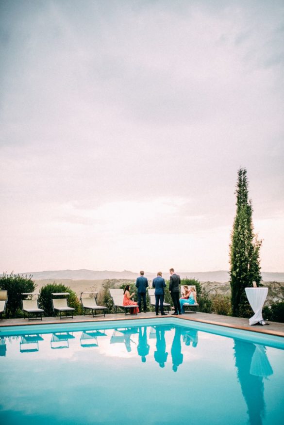 Pool side wedding aperitif in scenic Val d'Orcia landscape